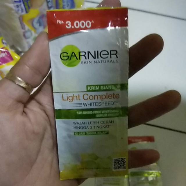 Garnier light complete sahet