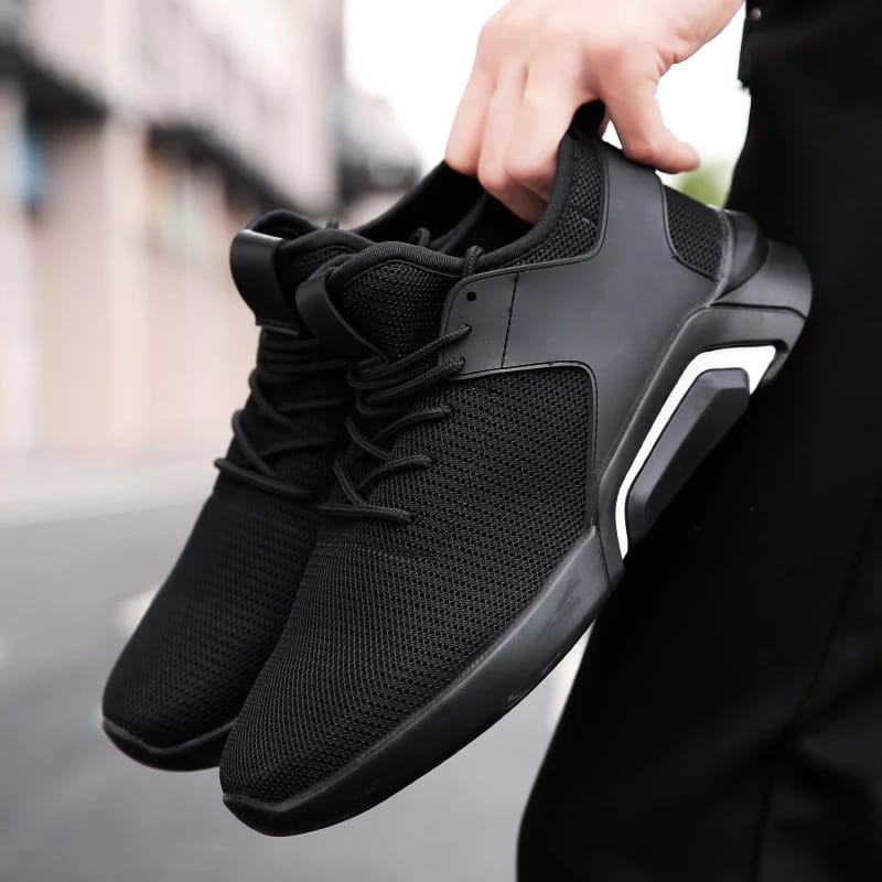 Sepatu sport pria terbaru 2021 sepatu import best quality - Plain Black