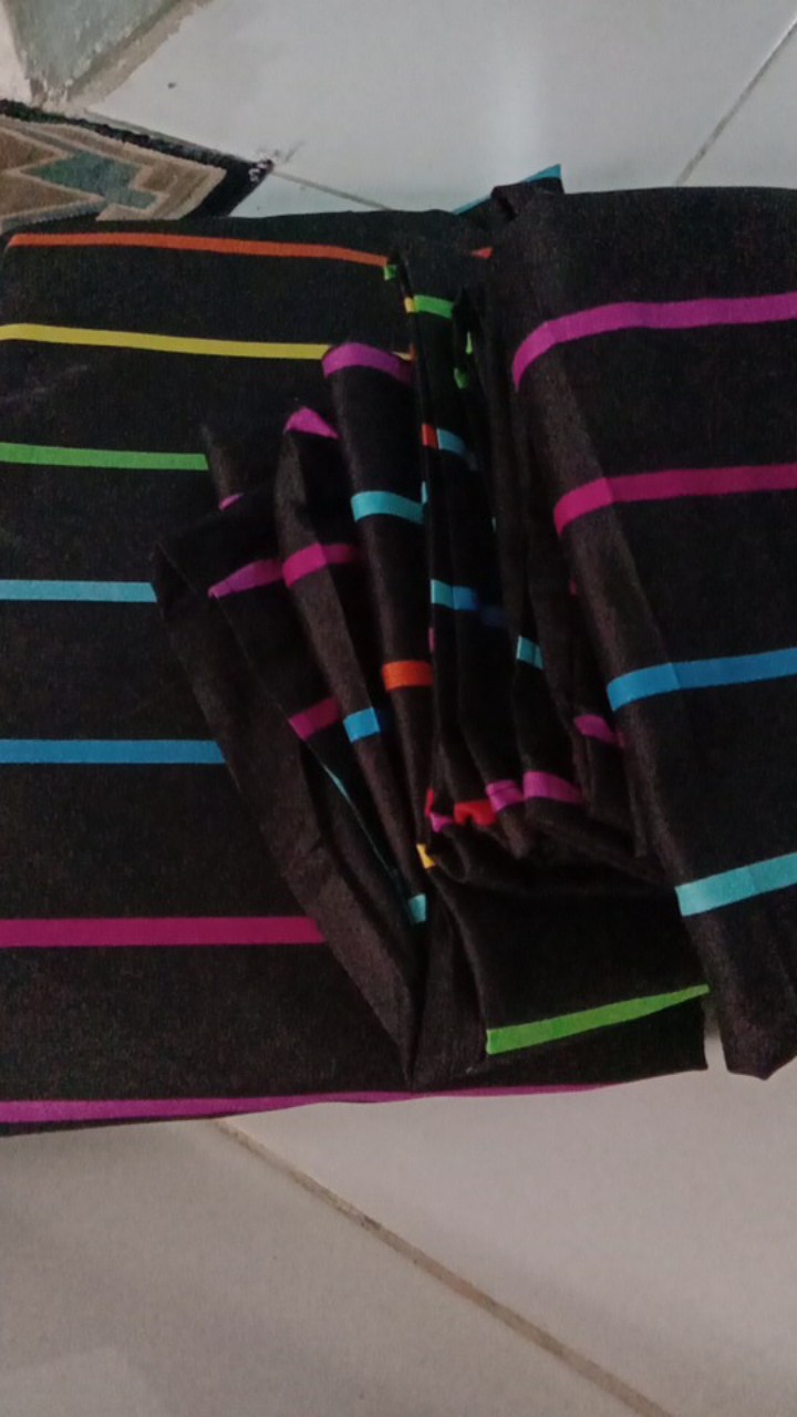 Kintakun Isthana - Sprei Kintakun Dluxe 180x200 - Rainbow 2/travis/stella/rose Shadow