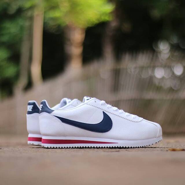 Jual NIKE CLASSIC CORTEZ LEATHER PRM WHITE/MIDNIGHT NAVY/GYM RED | Shopee