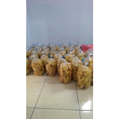 

PROMO !!!! Keripik pisang 500 gram Renyah dan gurih