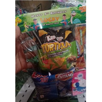 

Termurah Label Pastik Snack Ultah Custom / Label Snack Ulang Tahun Custom (LABEL+TALI(KLIP/WARNA+PLASTIK)