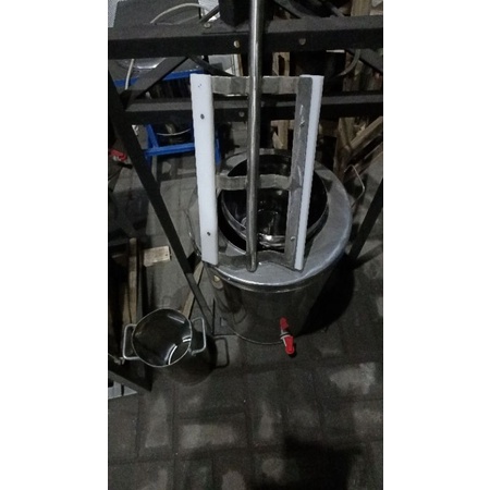 

alat pengaduk es puter 10liter