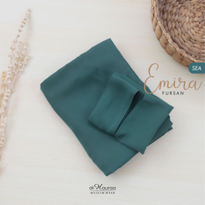 Bergo Emira Fursan Al Hauraa