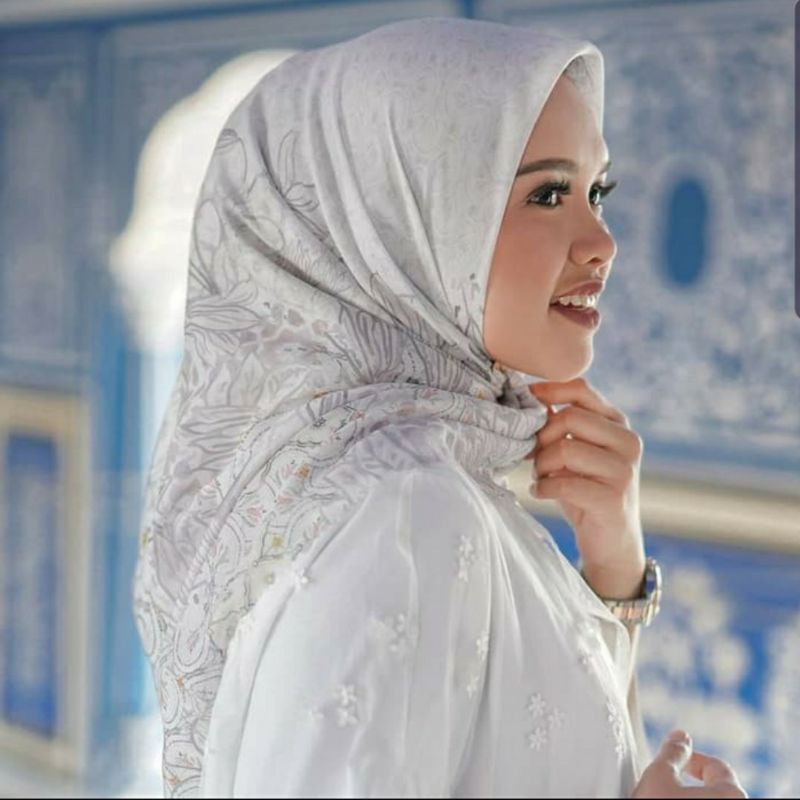 BUTTONSCARVES MAHARANI WHITE