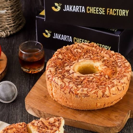 Chiffon Cheese, Bolen, Brownies, banana puff strudle Jakarta Cheese Factory