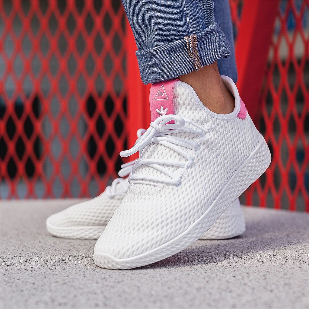 BNIB Adidas Pharell Tennis Hu Clear Pink