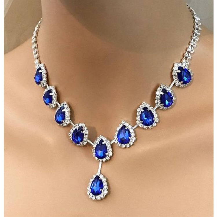 Kalung Bahan Stainless Steel Aksen Zircon Warna Biru Untuk Wanita