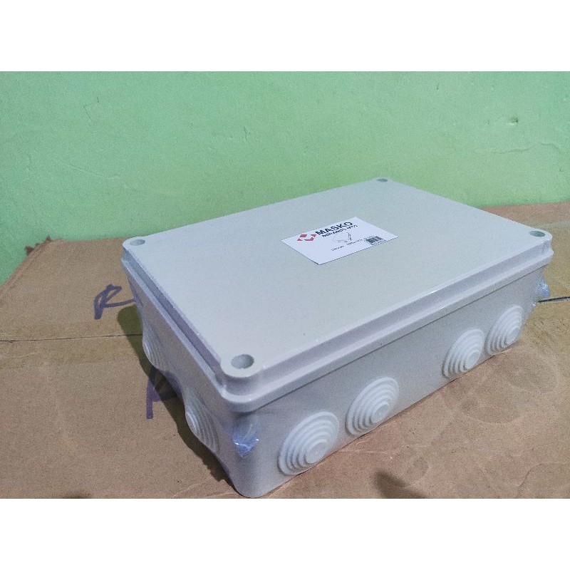 Dorados Duradus Kotak Junction Box 12 Lubang 220x150x75mm MASKO