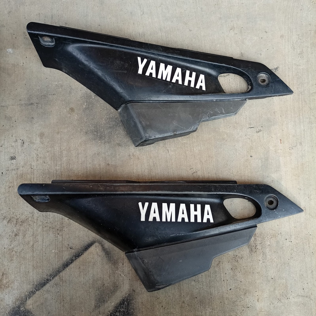 Cover tutup aki accu sebelah kanan yamaha sigma original