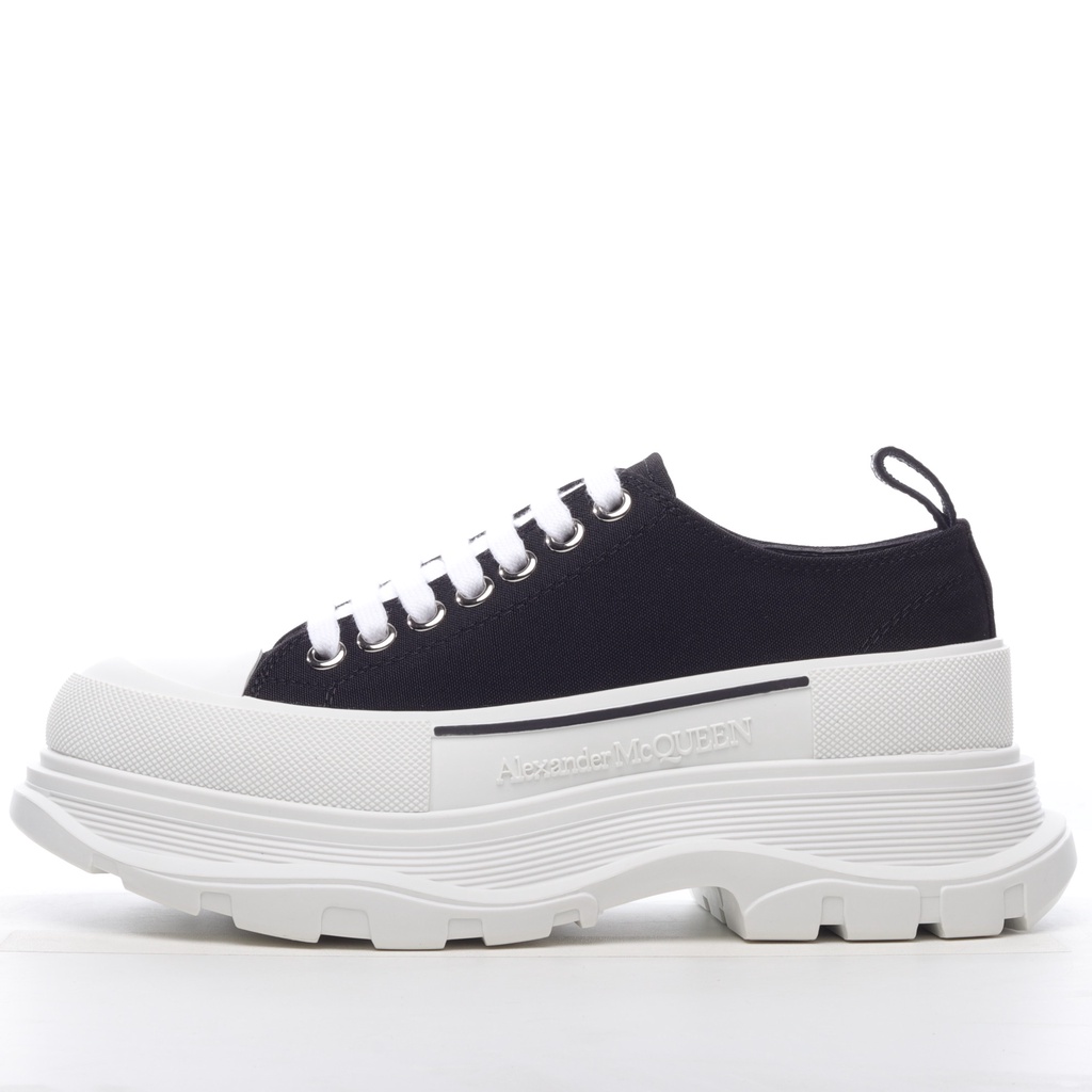 Alexander McQueen sneakers casual shoes couple shoes men's shoes women's shoes black and white G3QWP