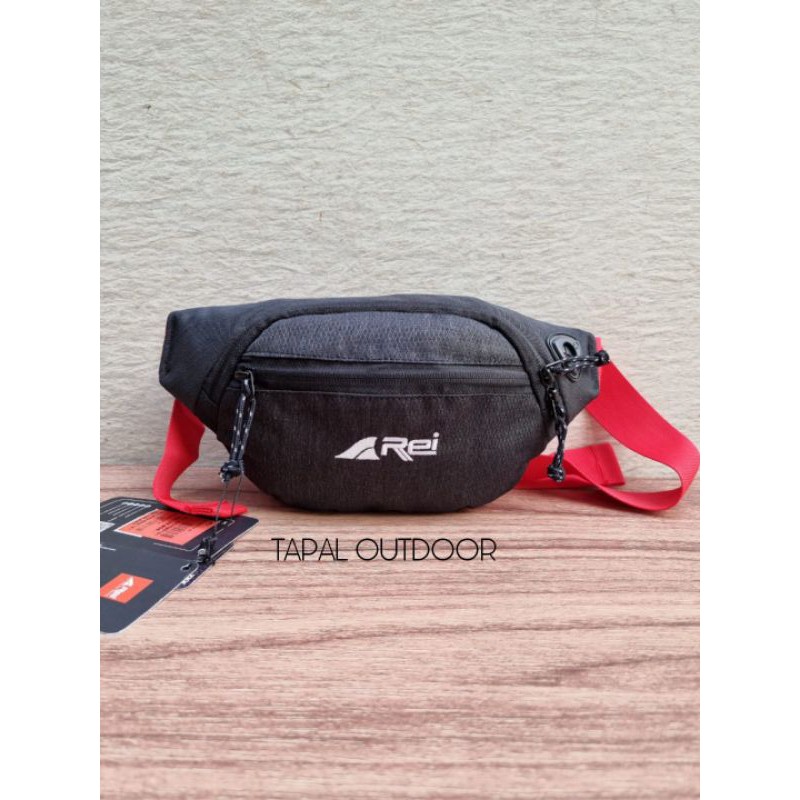 TAS PINGGANG AREI OUTDOORGEAR LICESTER 01 BLACK - WAIST BAG LICESTER 01 REI