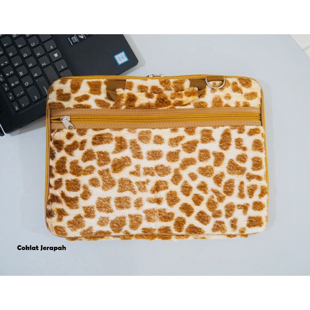 Tas laptop / case laptop selempang bahan bulu MOHAWK ukuran 12 inch code 40BL