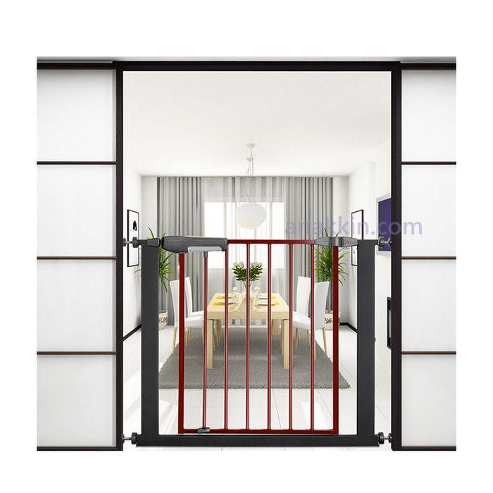 pressure fit gate