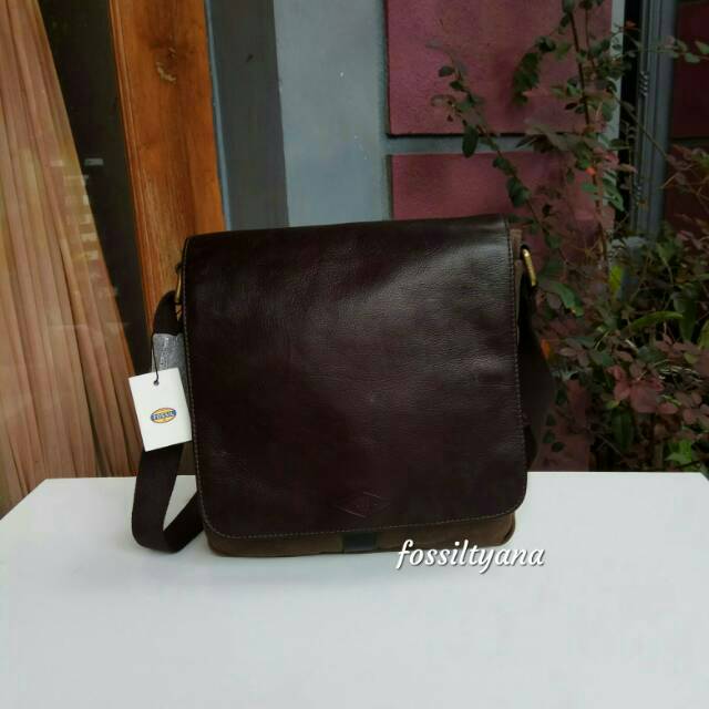 Tas Selempang Cowok Fossil Original Trevor City Black