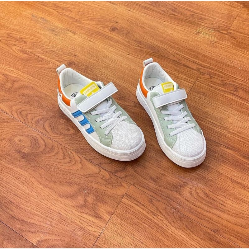 SEPATU SNEAKERS ANAK UNISEQ