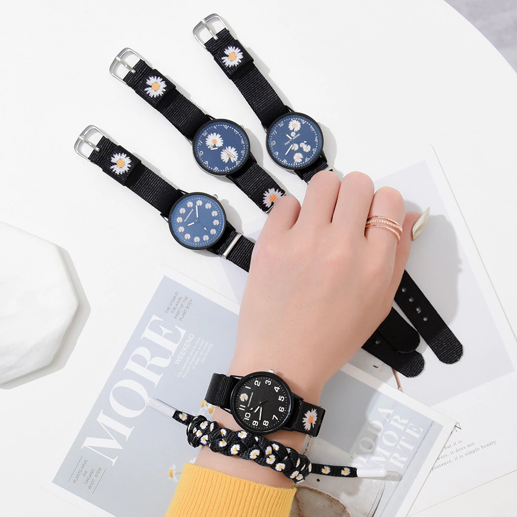 OVERFLOWS.ID Jam Tangan Analog Wanita Model Bulat Bunga Jam Analog Daisy Hitam Import Murah-1