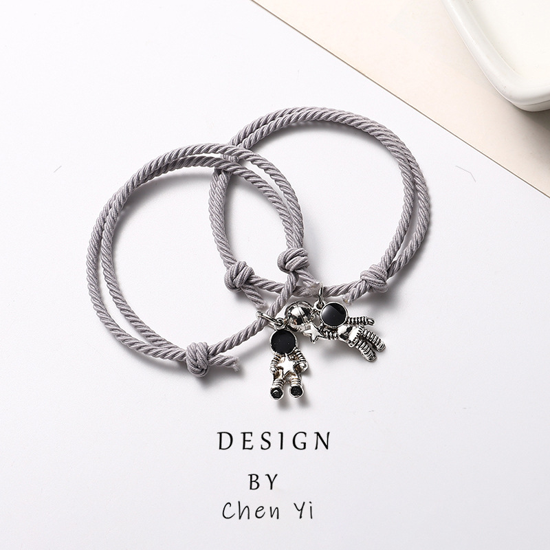 【COD Tangding】2pcs/set Couple Lovely Astronaut Bracelets Magnet Attracting Each Other Bracelets Lover Gift