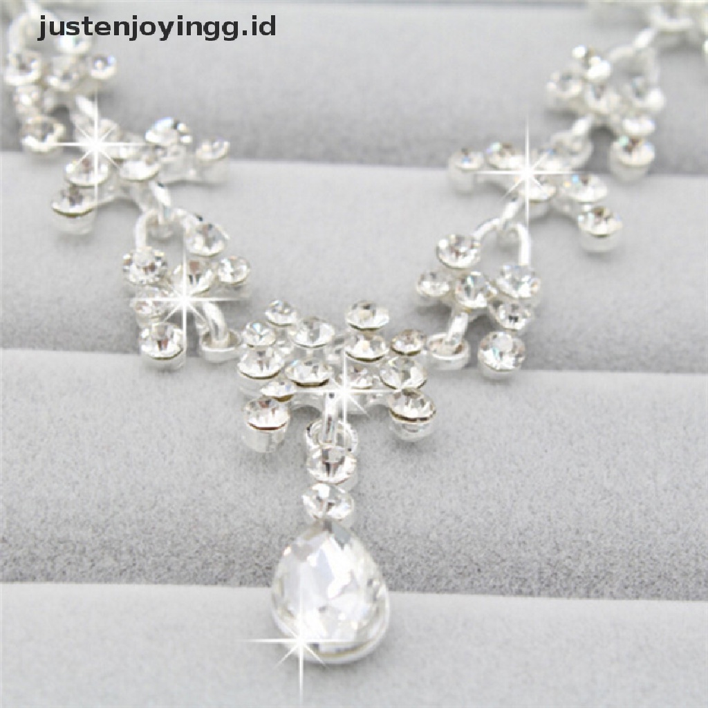 Set Perhiasan Kalung Kristal Berlian Imitasi Warna Silver Untuk Pengantin