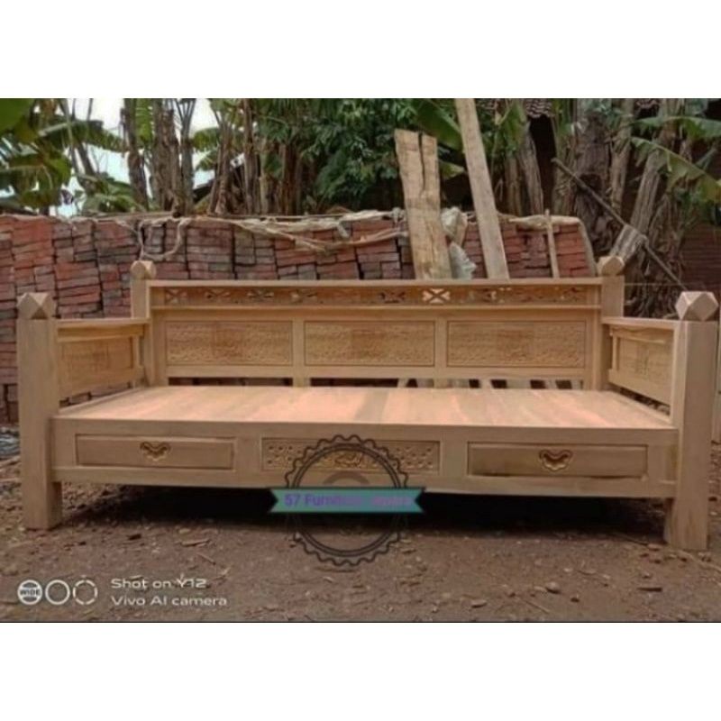 Bale Bale Jati - Kursi Bangku Panjang Ukir Jepara Kayu Jati