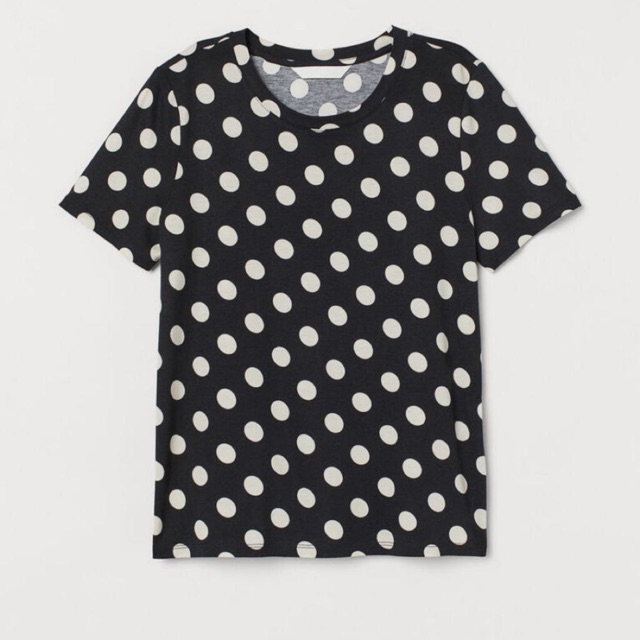 Kaos cewe H n M uk. L