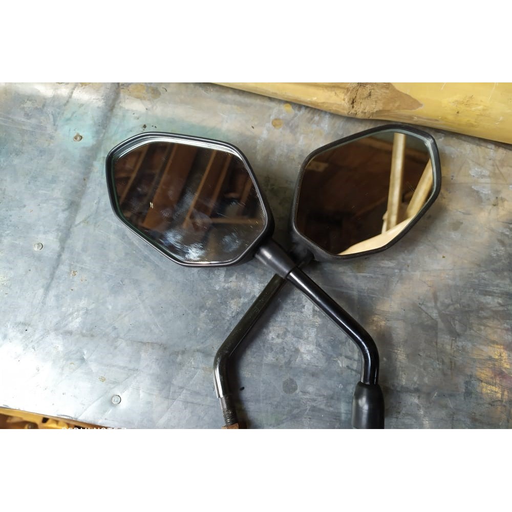 spion original MEGAPRO NEW. TIGER. CB150R