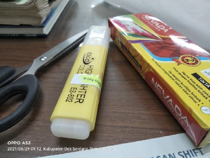 Gunting Sedang Junior 6 Inchi (best Seller)