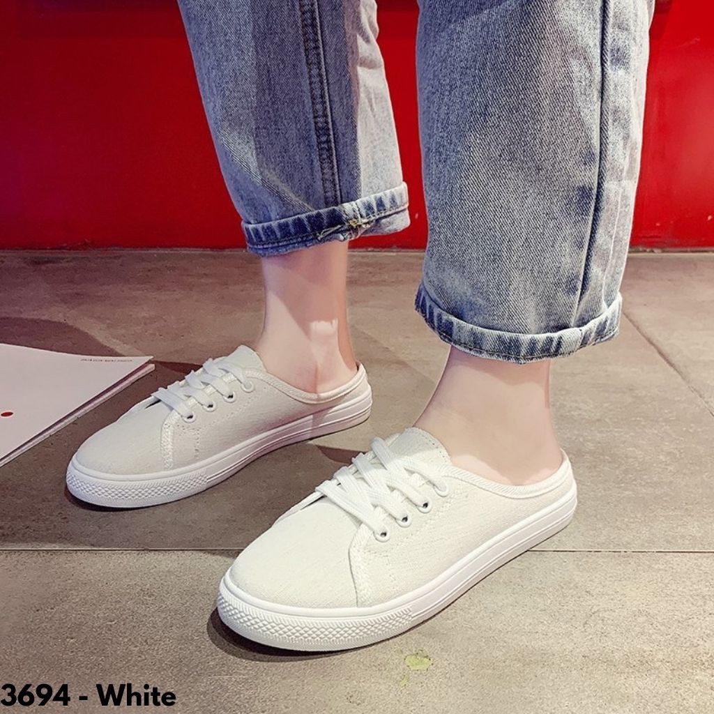 SEPATU SLIP ON WANITA MODEL TERBARU SIMPLE CASUAL WARNA UNIK IMPORT KUALITAS NYAMAN REMAJA 3694 BARU