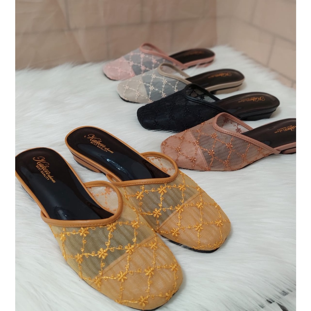 SANDAL PESTA ,SANDAL HAK ,SANDAL SANTAI BUSTONG 3CM ,SEPATU SANDAL HAK PENDEK  UPPER BRUKAT INPORT SLIP ON  ELEGANT  BY KAKEN YD25,