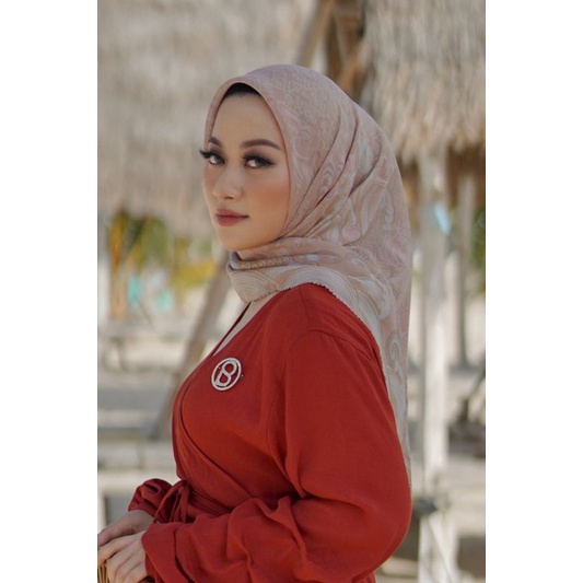 READY Wave Peach Buttonscarves