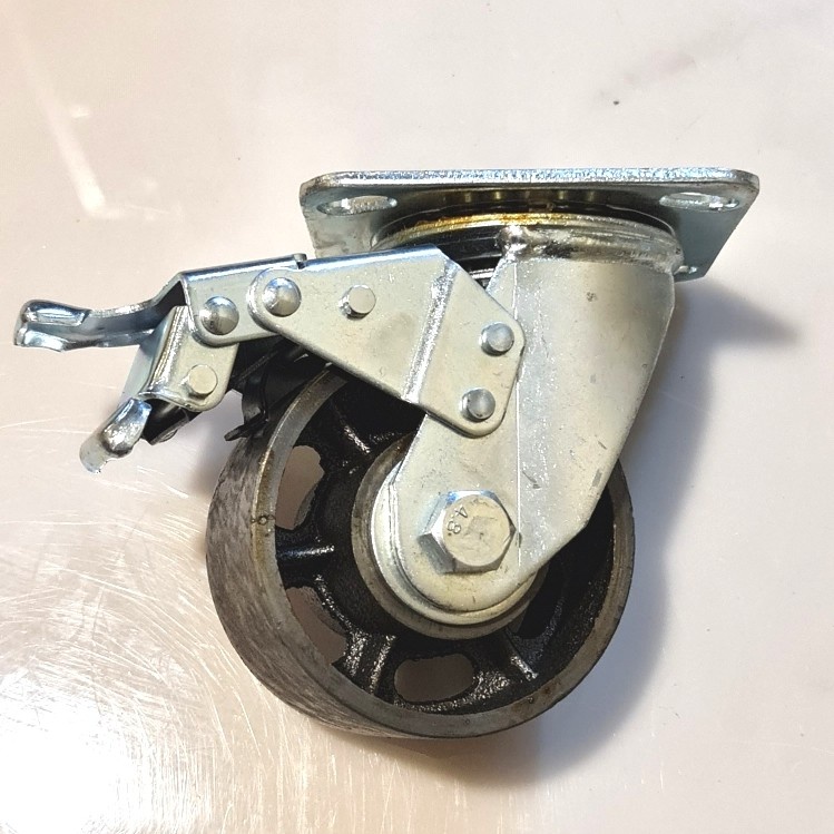 Roda Rak Besi / Etalase / Grobak / Roda besi 4" Rem