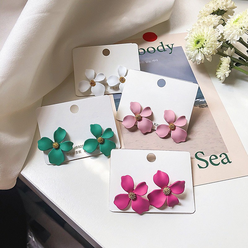1 Anting Tusuk Motif Bunga Aksesoris Fashion Anting Wanita-4