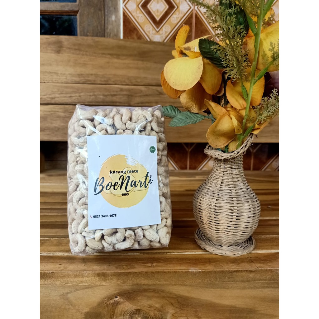 

BoeNarti Kacang Mete - Mede Wonogiri 1/2 kg| MURAH | ENAK | ASLI | COD