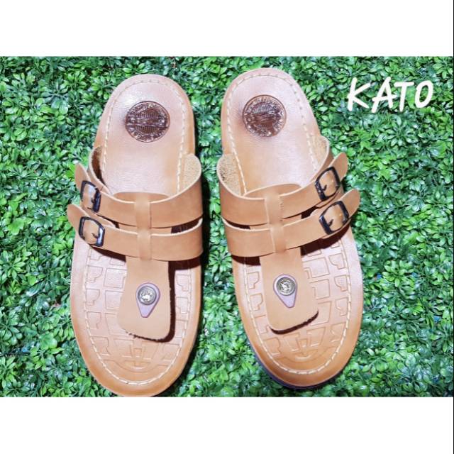 Kato sandal laki laki