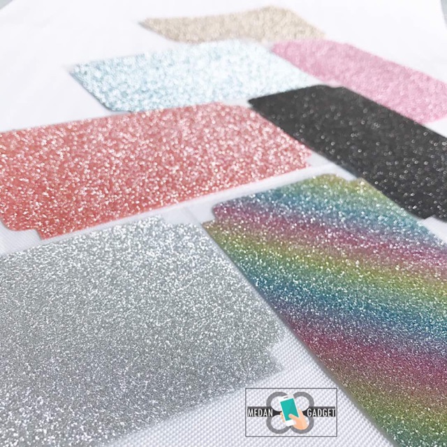 Glitter skin avaiable buat hp ios dan android