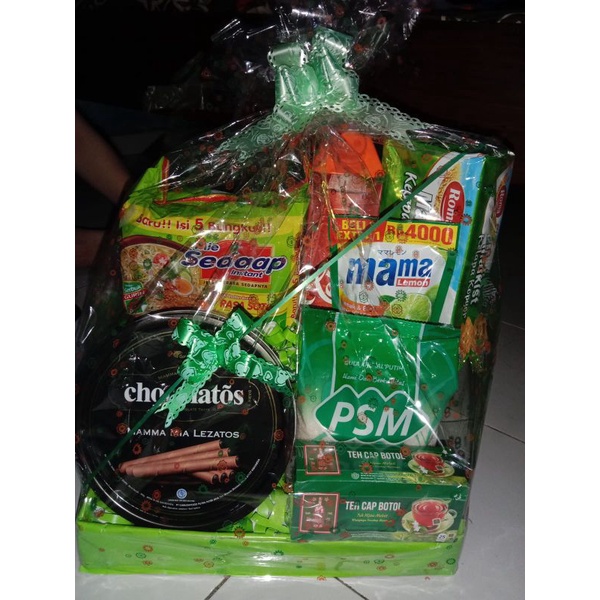 

Parcel lebaran.