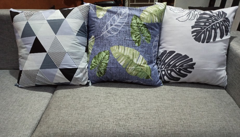 Sarung Bantal Sofa/cushion Cover 50x50cm