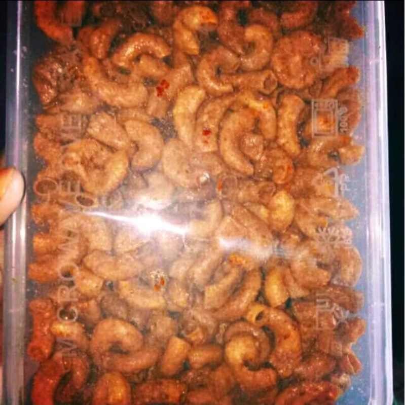 

promo makaroni guys,.Macaroni pedas, mie lidih gepeng, mie lidih