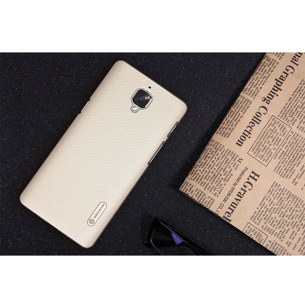 ONE PLUS 3 NILLKIN HARDCASE FROSTED SHIELD ORIGINAL HARDCASE COLOR GOLD