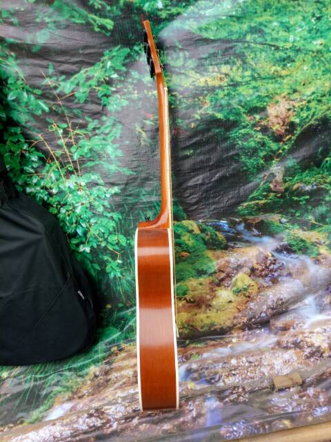 gitar akustik tuner