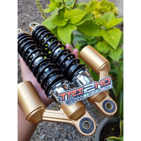 Skok belakang Tiger import skok tirev shock belakang Tiger revo import set