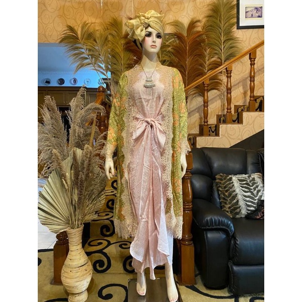 Outer Batik Viscose + Kaftan Ikat silk