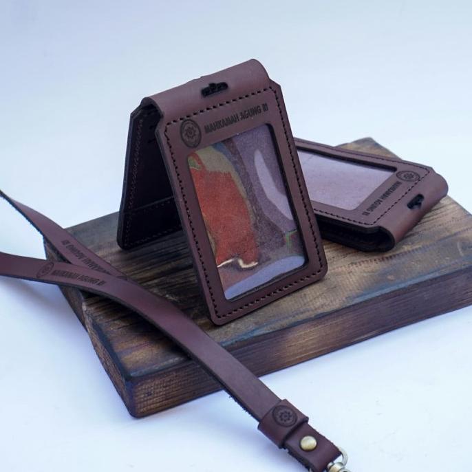 

[[COD]] ID CARD HOLDER KULIT MODEL LIPAT CUSTOM NAMA + INSTANSI NAME TAG KULIT SALE Kode 452