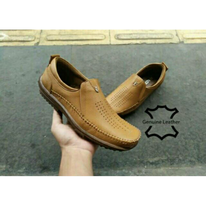 SEPATU CASUAL PRIA PLAYBOY DIJAMIN KULIT ASLI MURAH