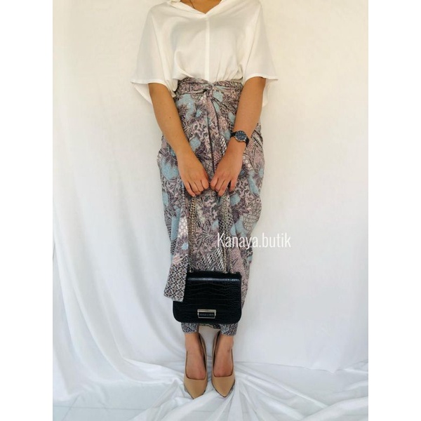 Rok lilit batik - kain lilit - rok batik modern - rok lilit grey - batik couple - set couple