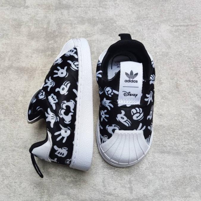 adidas mickey superstar