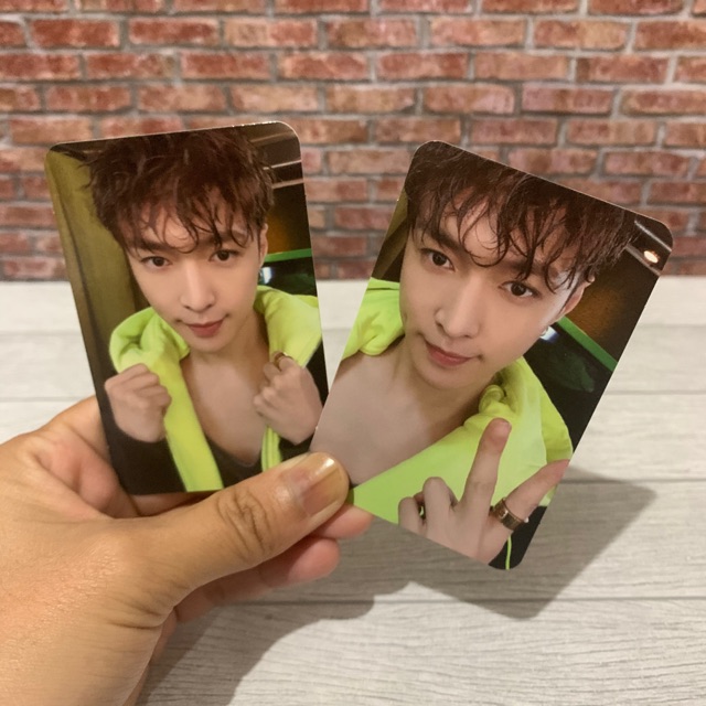 EXO LAY OFFICIAL PHOTOCARD from EXO-L WELCOME KIT