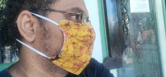 Masker batik kuning beneran, batik tulis madura kuning