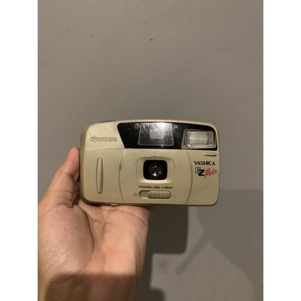 KAMERA ANALOG YASHICA EZ MATE