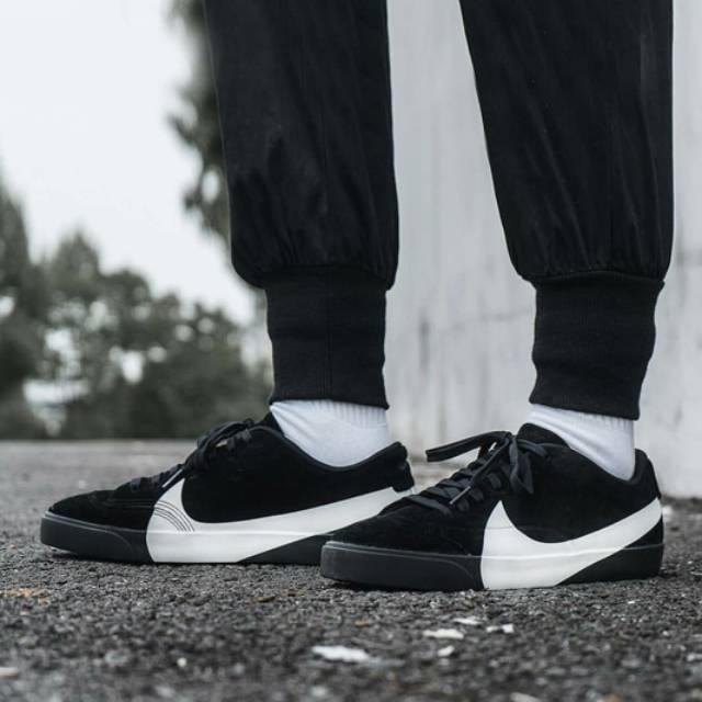 NIKE BLAZER CITY LOW LX "BLACK"